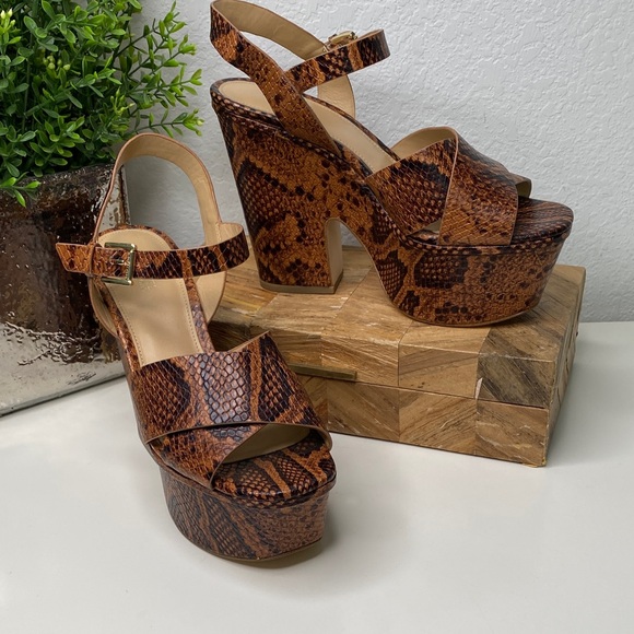 Michael Michael Kors Divia Snake Embossed‎ Leather Wedge Sandal Brown Size 8 - Picture 1 of 11